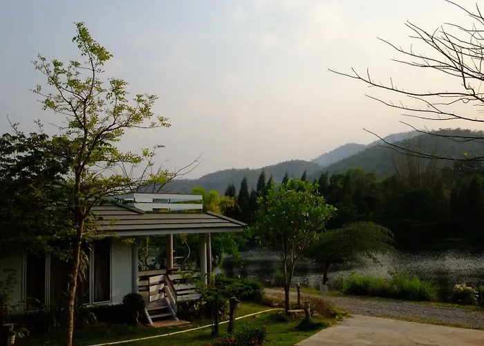 Lumphachi Lakehill รีสอร์ท Na Khun Saen