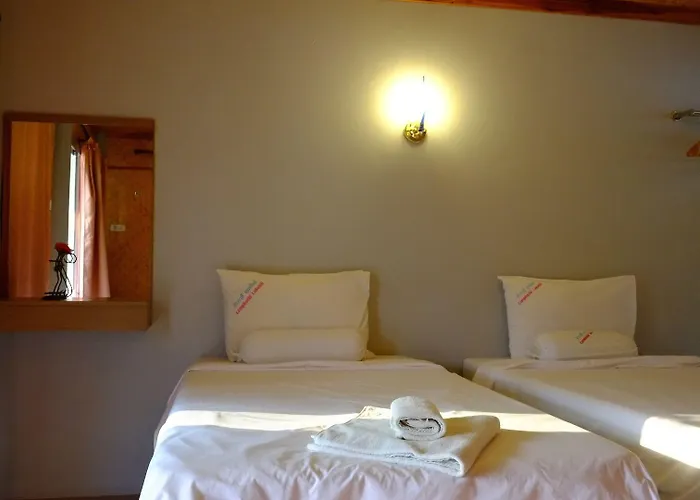 รีสอร์ท Lumphachi Lakehill 3*
