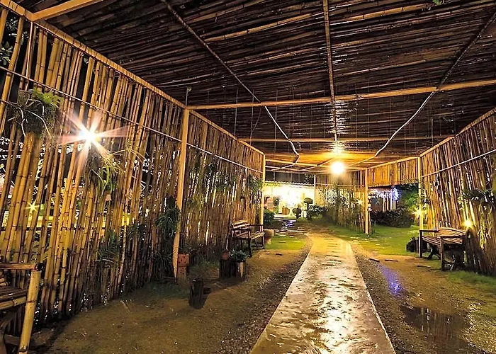 รีสอร์ท Lumphachi Lakehill